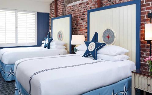 Argonaut Hotel - Deluxe Two Queen Room Bed